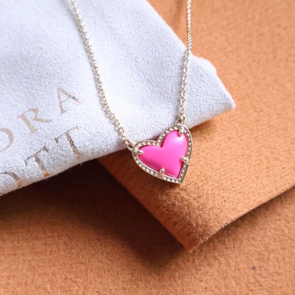 Kendra Scott Ari Heart Neon Pink Necklace Gold - Picture 2 of 2